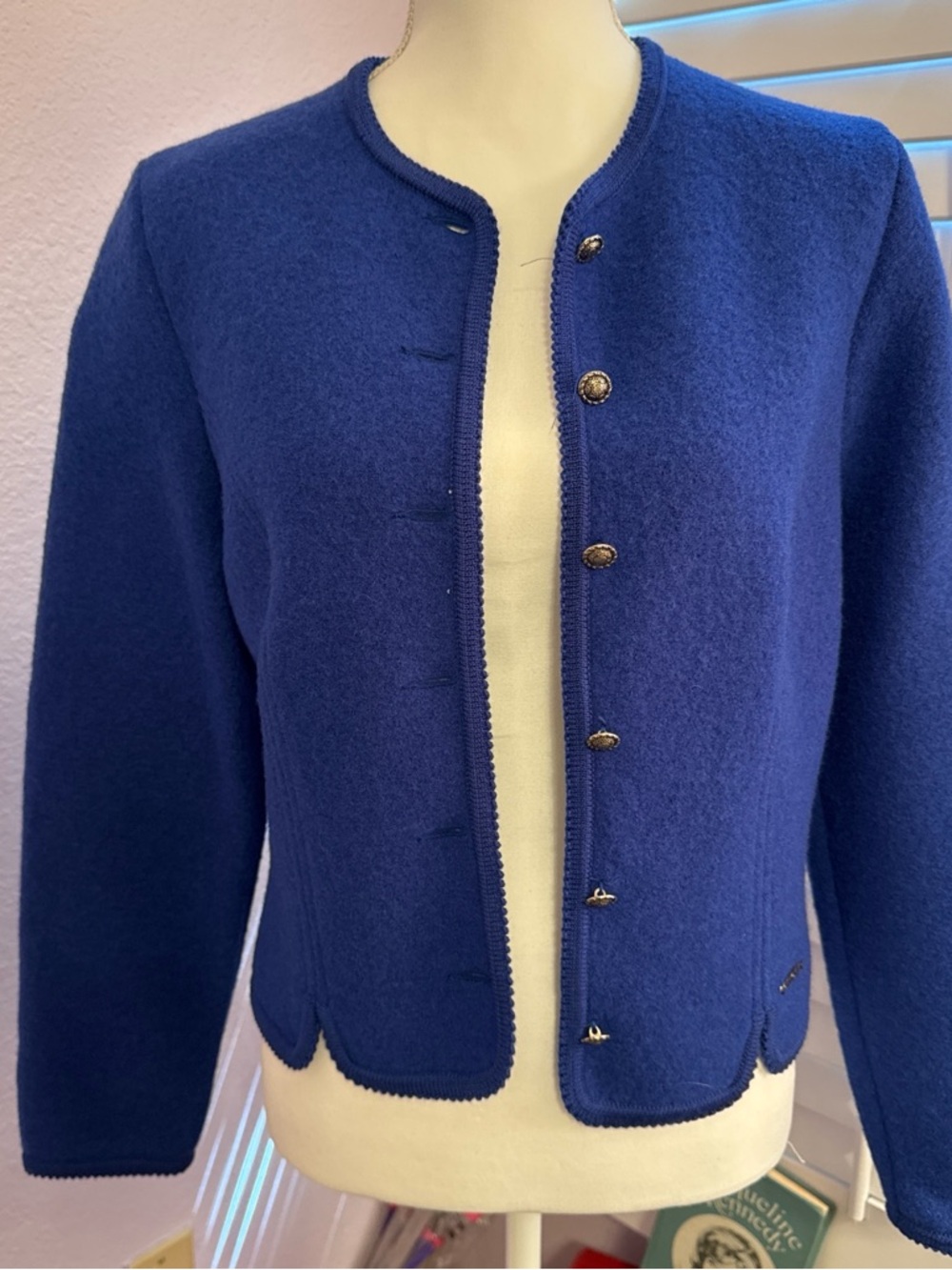 Silhouette Royal Blue Buttoned Wool-Blend Blazer Jacket